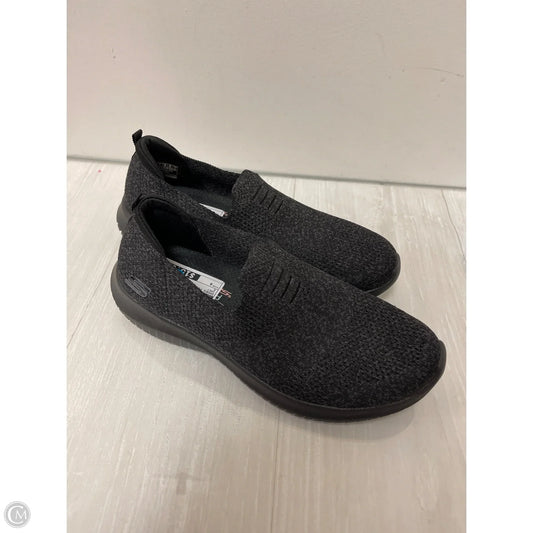 Shoes Flats By Skechers In Grey, Size: 8