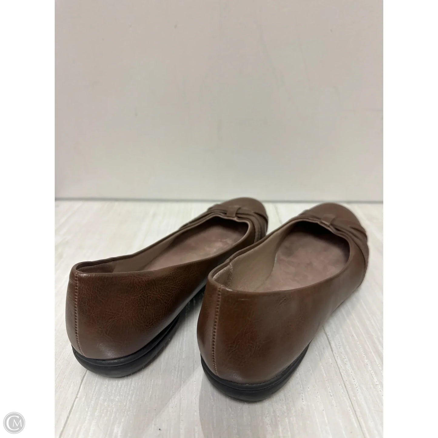 Shoes Flats By Life Stride In Brown, Size: 9