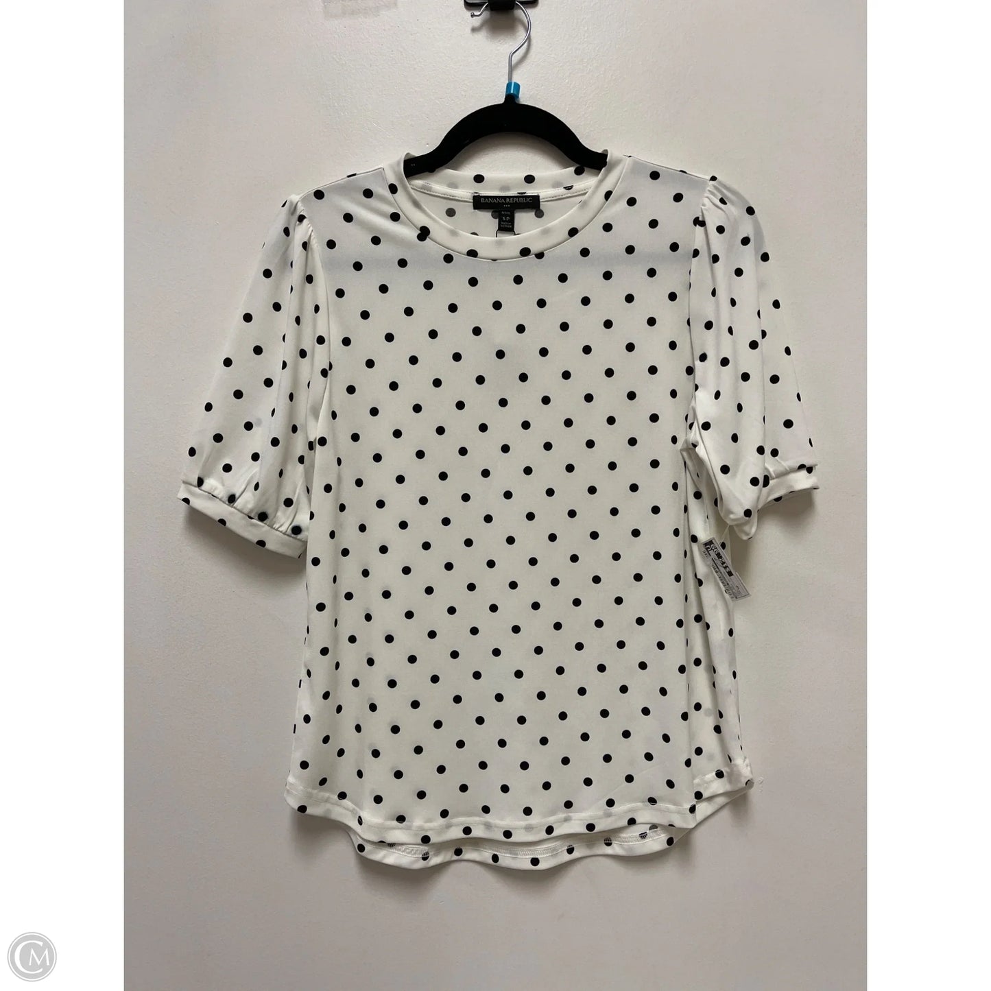 Top Short Sleeve By Banana Republic In Polkadot Pattern, Size: Sp