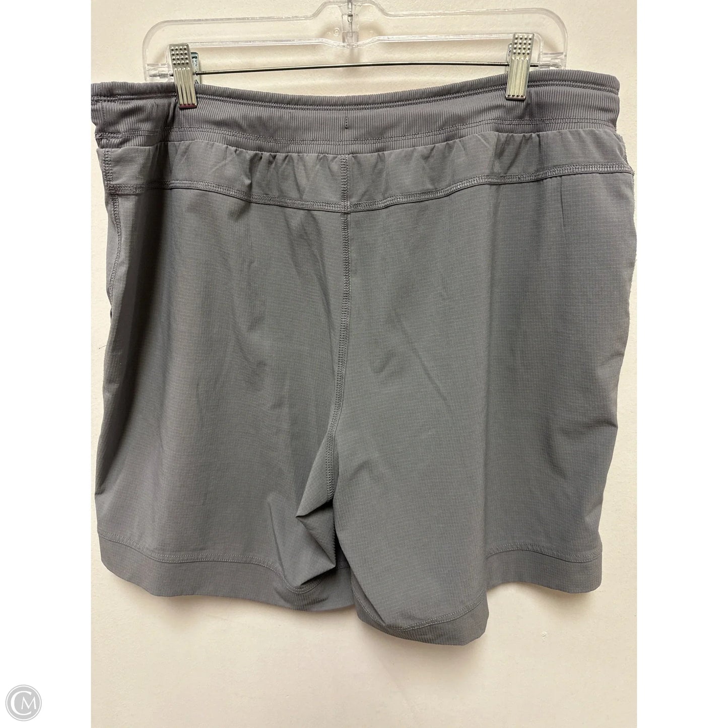 Athletic Shorts By St Johns Bay In Grey, Size: Xlp