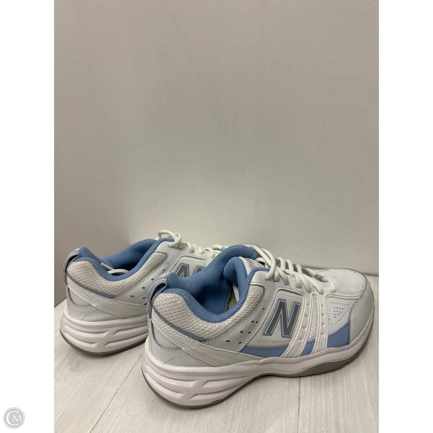 Shoes Athletic By New Balance In White, Size: 10