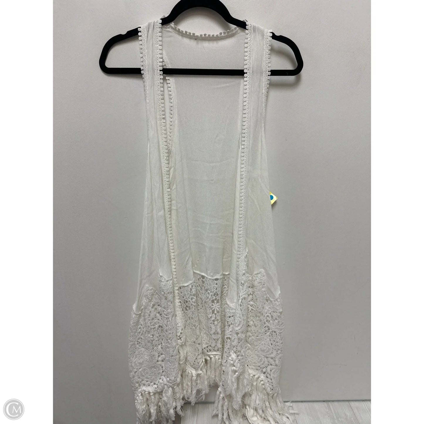 Vest Other By Clothes Mentor In White, Size: M