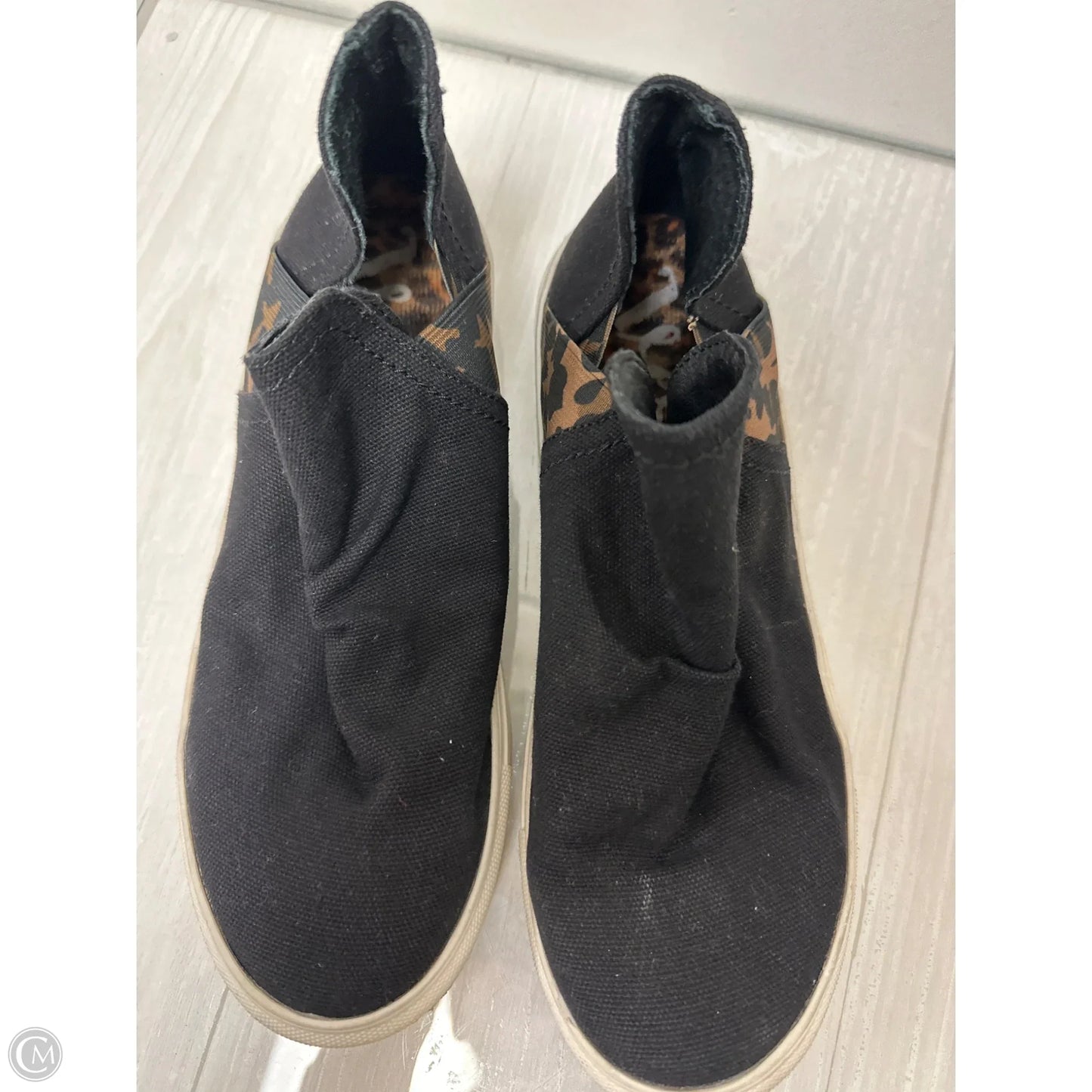 Shoes Flats By Very G In Black, Size: 6.5