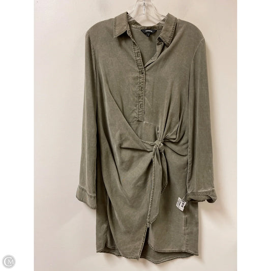 Dress Casual Short By Express In Green, Size: M
