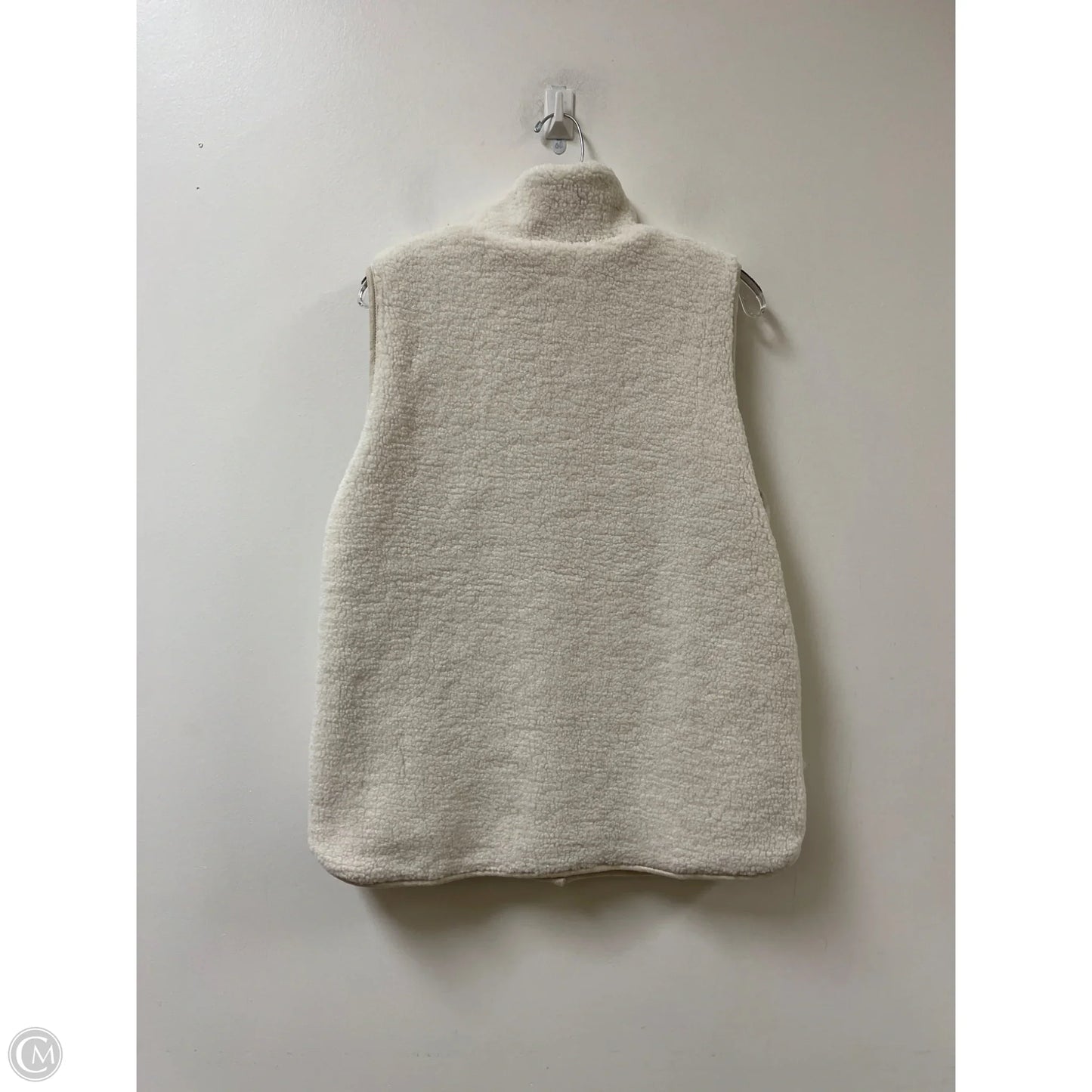 Vest Faux Fur & Sherpa By Clothes Mentor In White, Size: M