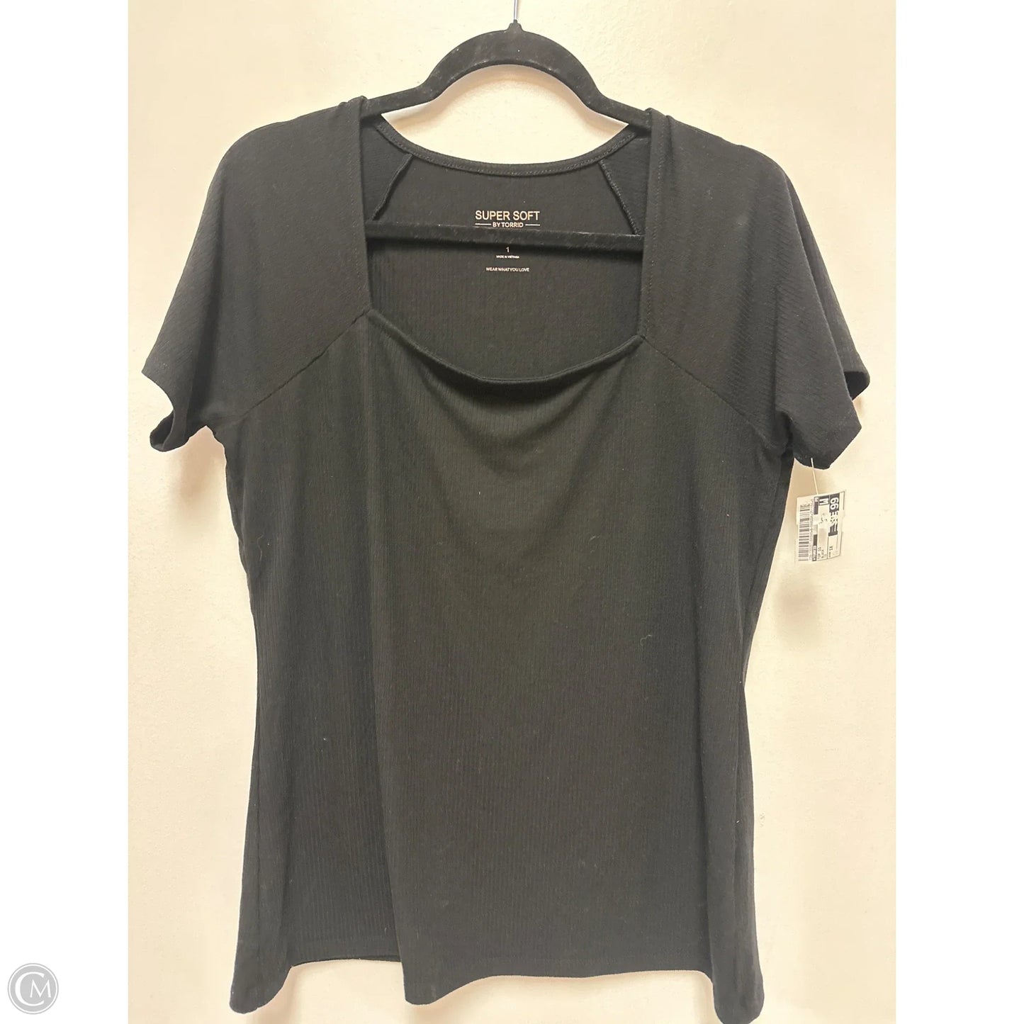 Top Short Sleeve By Torrid In Black, Size: 1x