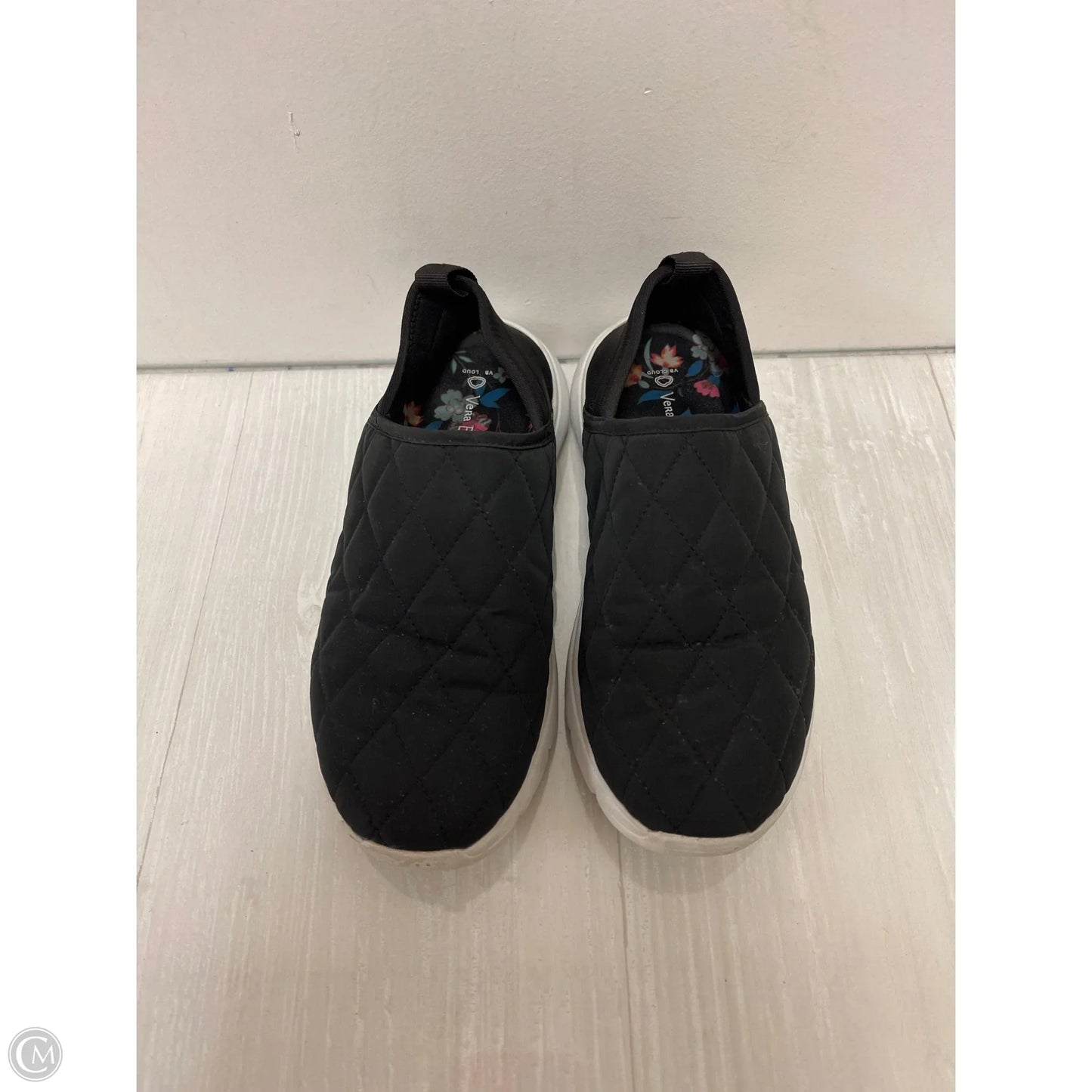 Shoes Flats By Vera Bradley In Black, Size: 6