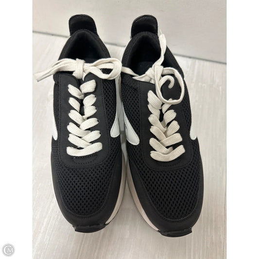 Shoes Sneakers By Dolce Vita In Black & White, Size: 7.5