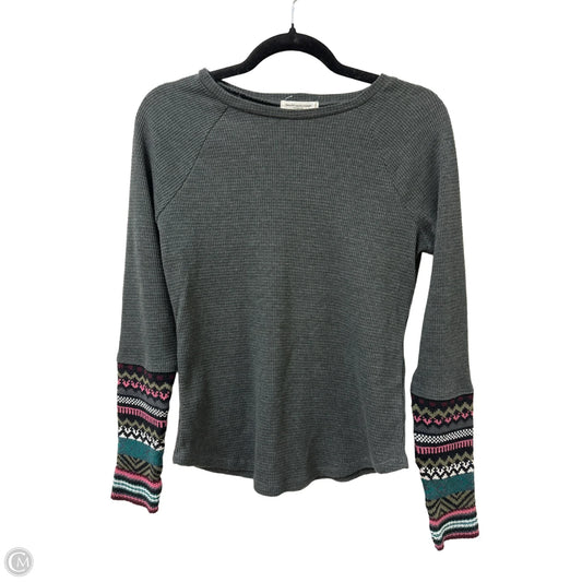 Top Long Sleeve By Beachlunchlounge In Grey, Size: S