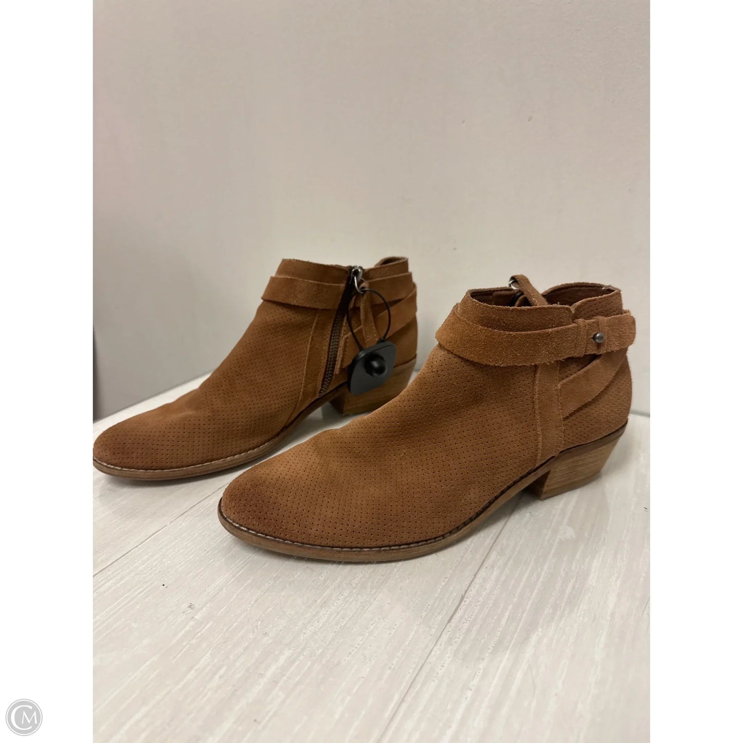 Boots Ankle Heels By Dolce Vita In Brown, Size: 8