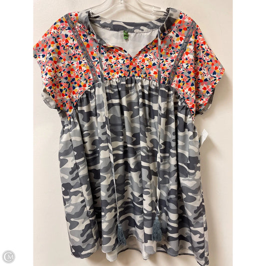 Top Short Sleeve By Clothes Mentor In Camouflage Print, Size: M