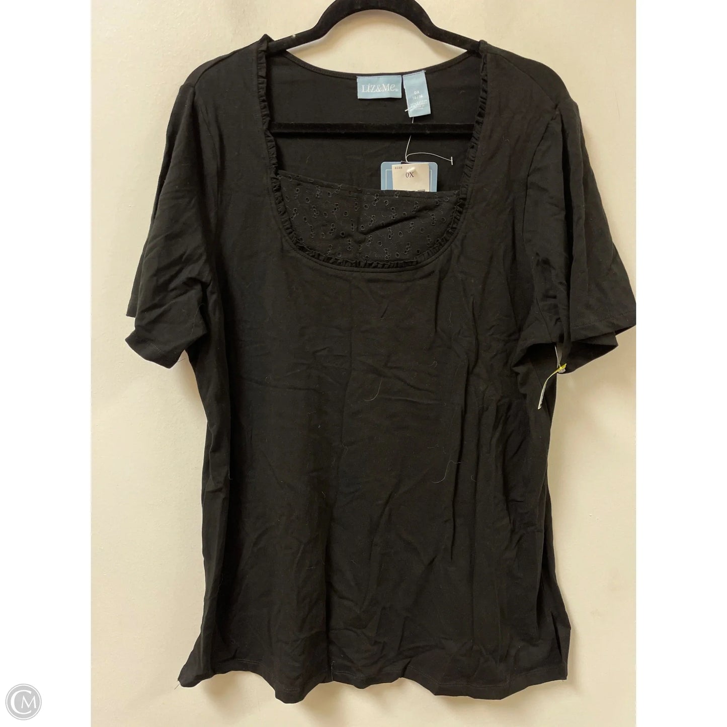 Top Short Sleeve By Liz And Me In Black, Size: Xl