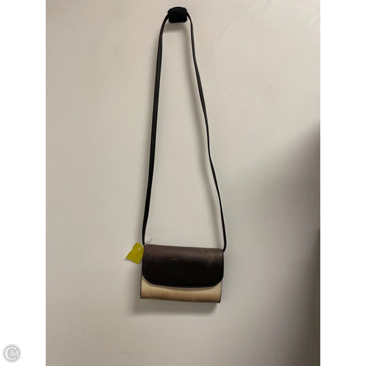Crossbody By Simply Vera, Size: Medium