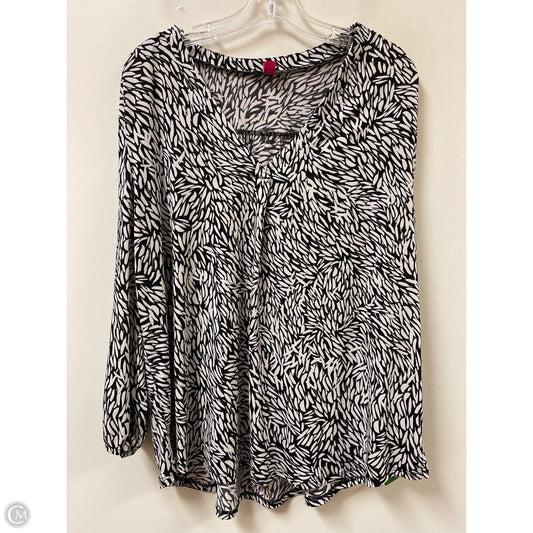 Top Long Sleeve By Vince Camuto In Black & White, Size: Xl