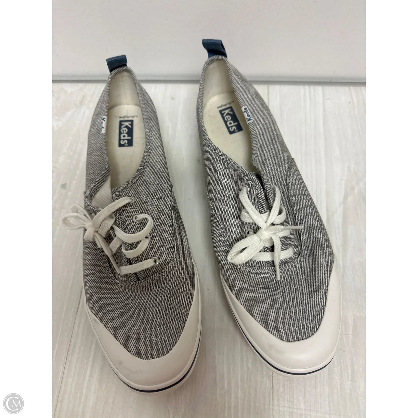 Shoes Sneakers By Keds In Grey, Size: 11