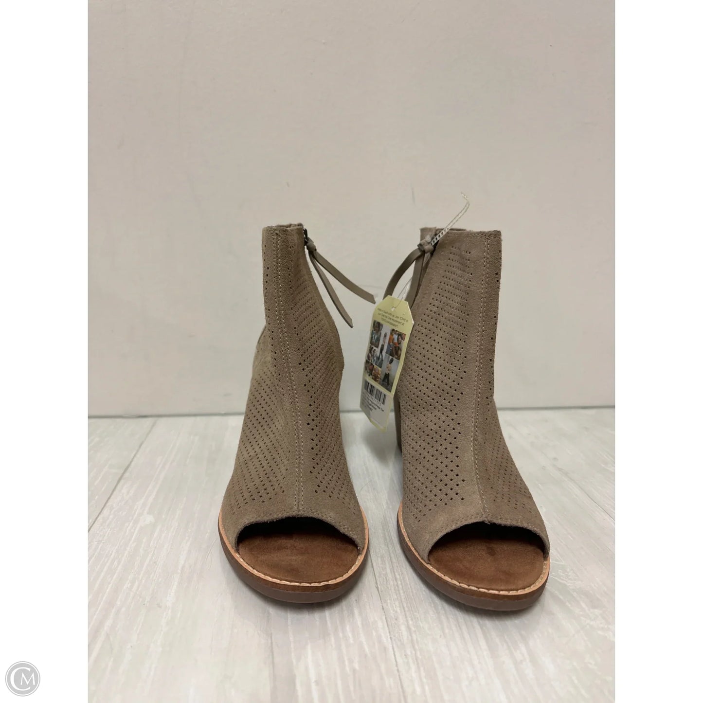 Boots Ankle Heels By Toms In Beige, Size: 8.5