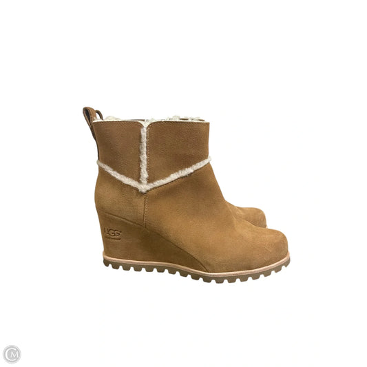 Boots Designer By Ugg In Brown, Size: 8