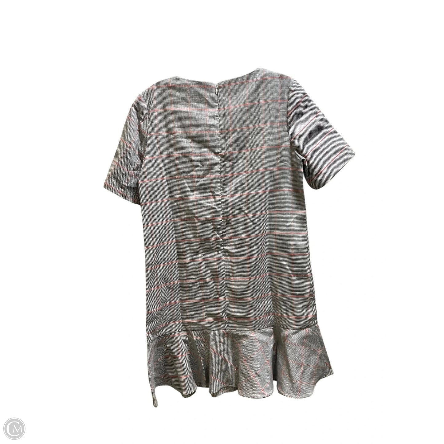 Dress Casual Short By Clothes Mentor In Grey, Size: S