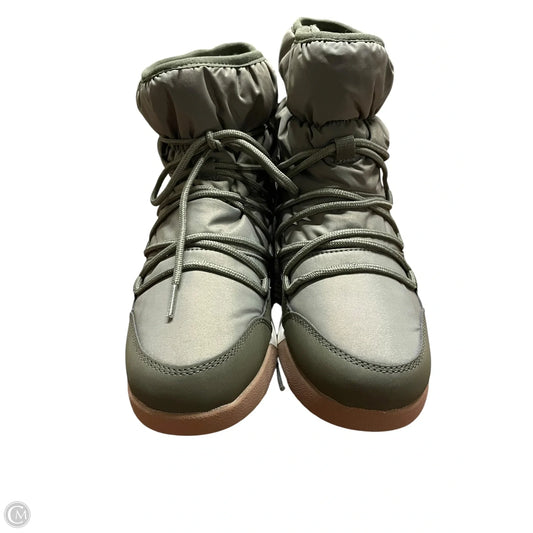 Boots Snow By All In Motion In Green & White, Size: 9