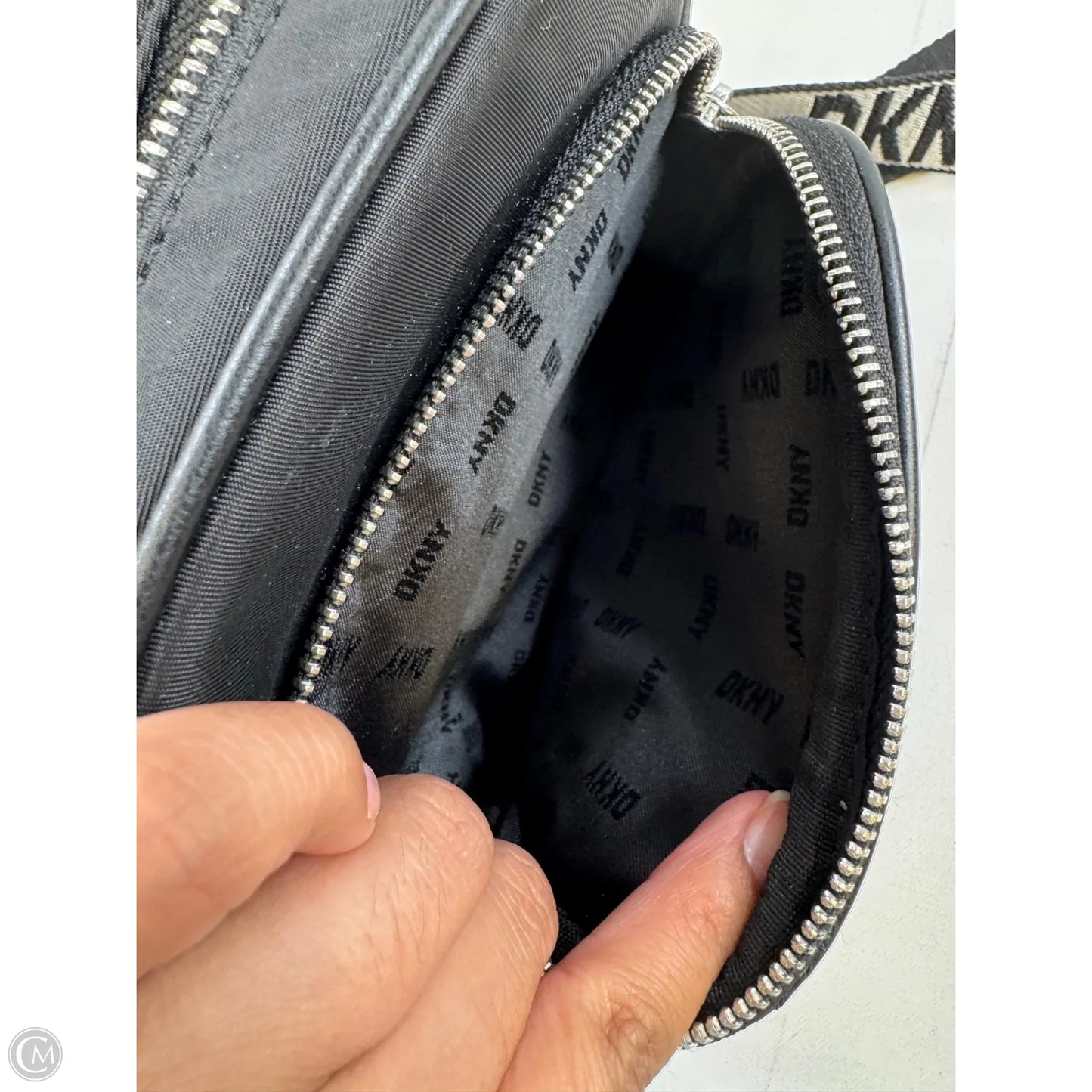 Crossbody By Dkny, Size: Small