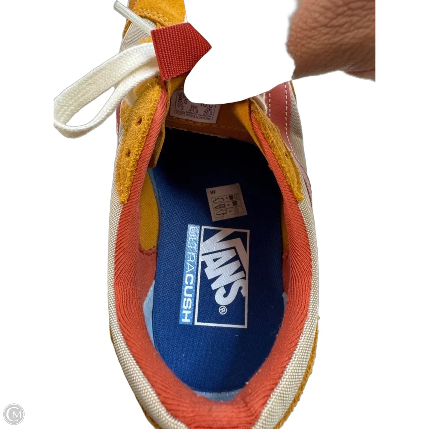 Shoes Sneakers By Vans In Gold, Size: 8.5