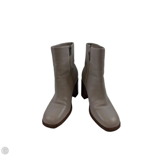 Boots Ankle Heels By Marc Fisher In Ivory, Size: 7.5