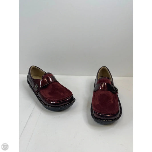 Shoes Flats By Alegria In Maroon, Size: 9