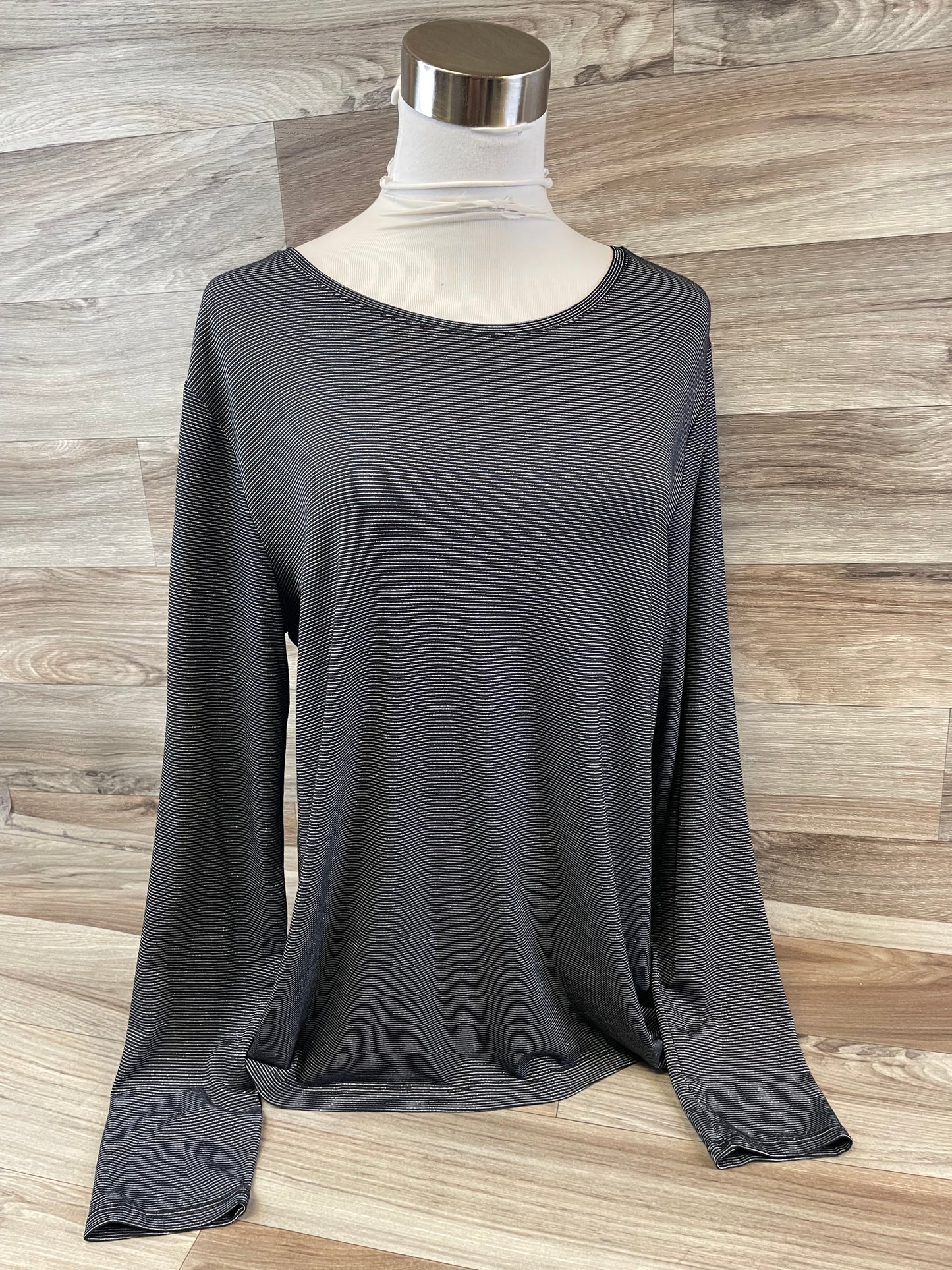 Top Long Sleeve Basic By Nine West Apparel In Black & Silver, Size: L