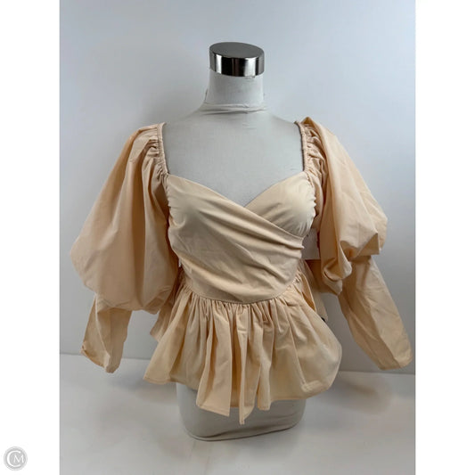 Top Short Sleeve By Vici In Ivory, Size: S