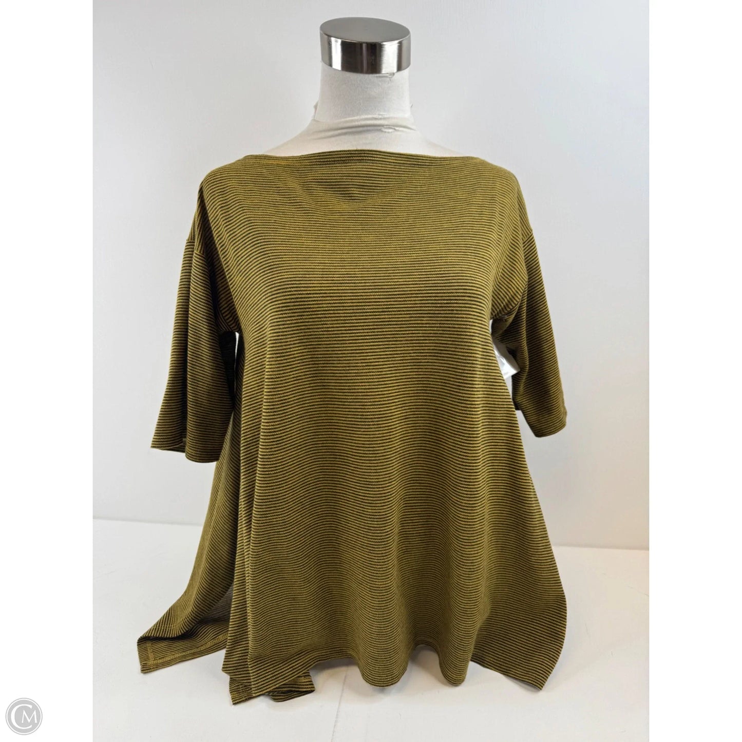 Top Short Sleeve By Clothes Mentor In Black & Green, Size: M
