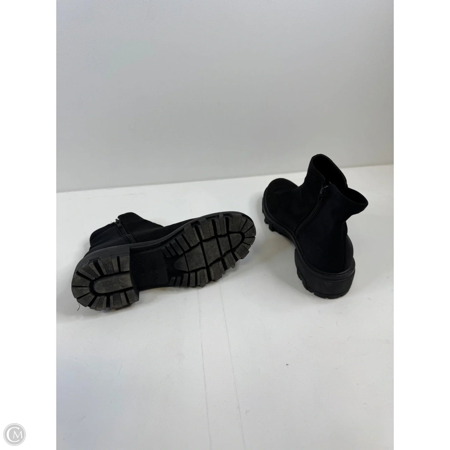 Boots Ankle Heels By Unisa In Black, Size: 7.5