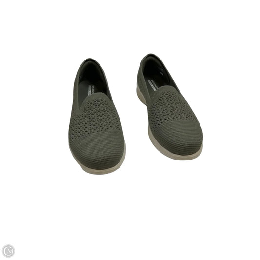 Shoes Flats By Skechers In Green, Size: 8