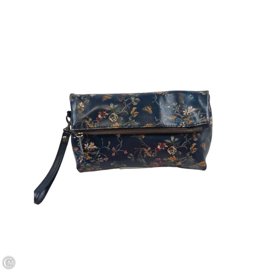 Wristlet Designer By Patricia Nash, Size: Medium