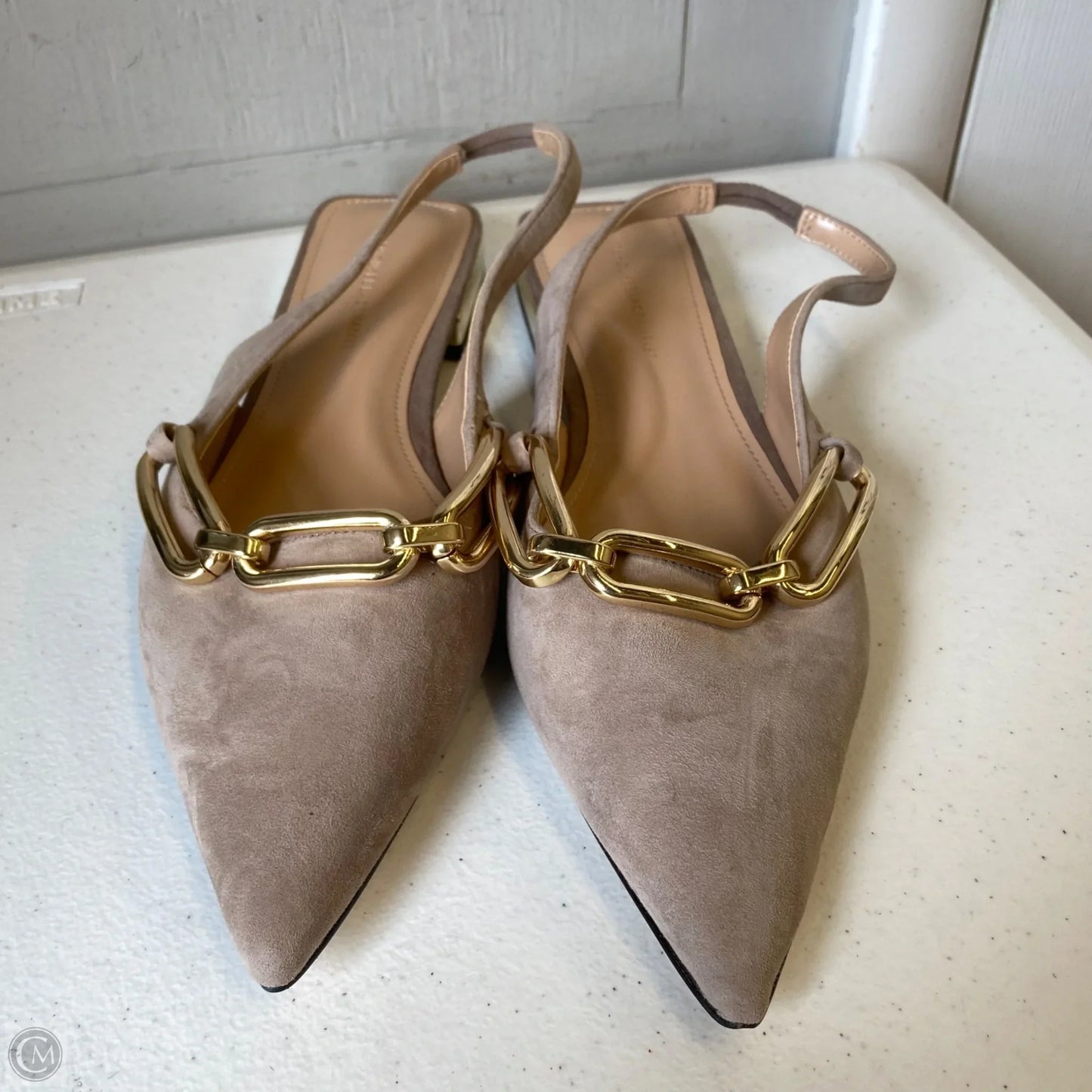 Shoes Flats By White House Black Market In Tan, Size: 10