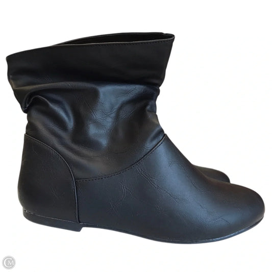 Boots Ankle Flats In Black, Size: 11.5