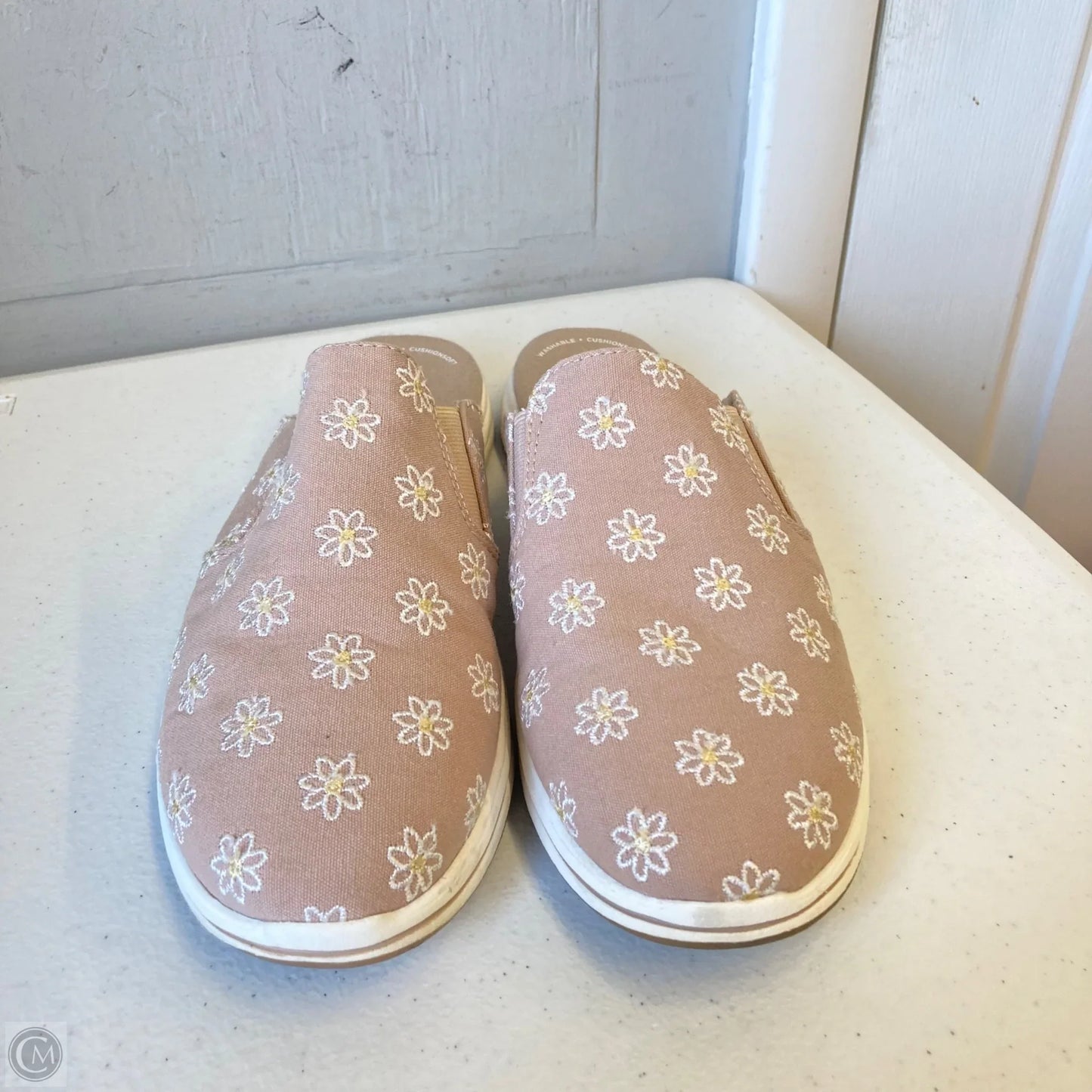 Shoes Sneakers By Clarks In Brown, Size: 9