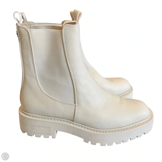 Boots Ankle Flats By Sam Edelman In White, Size: 8.5