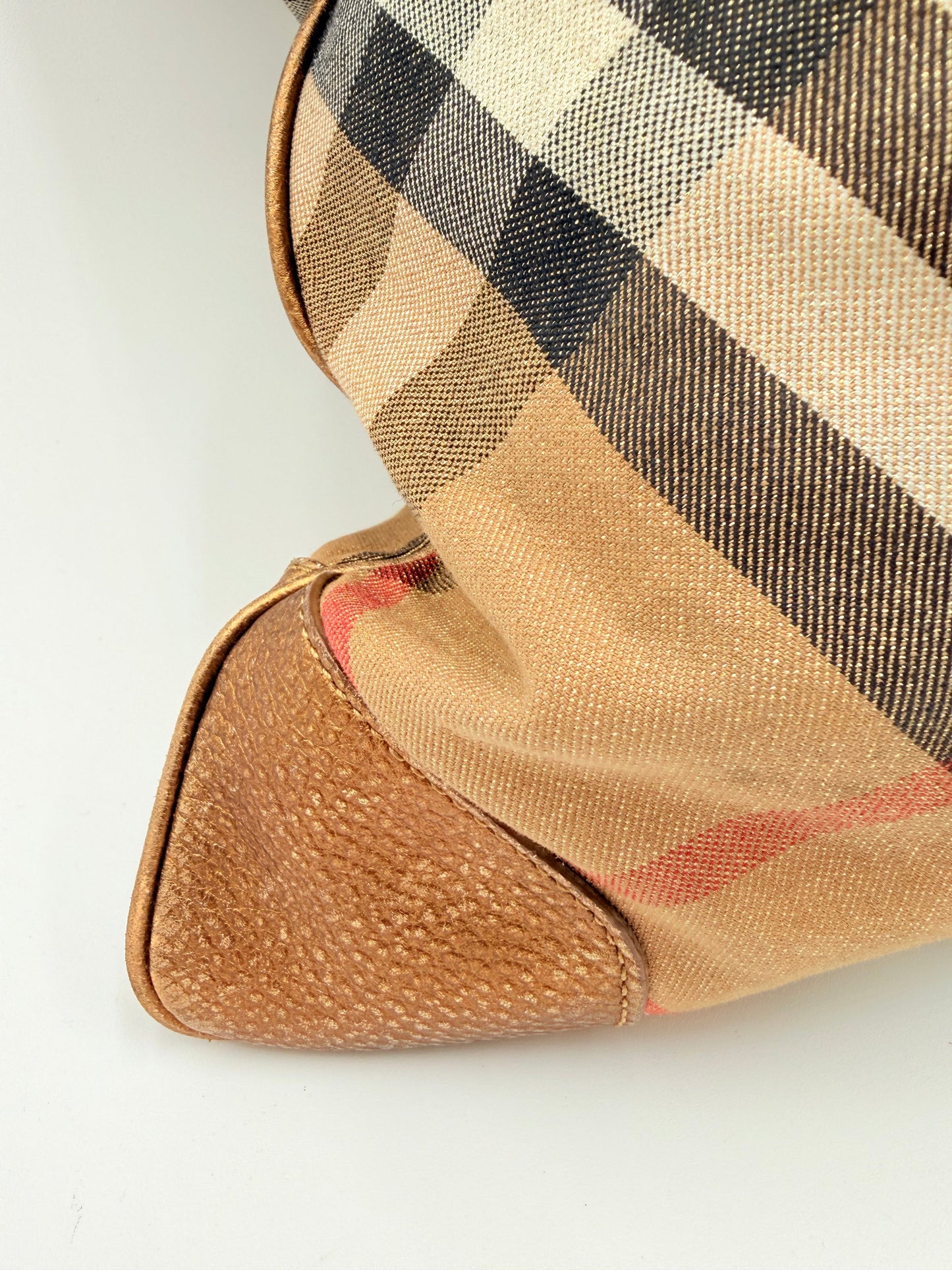 Handbag Luxury Designer By Burberry In Plaid Pattern, Size:Medium