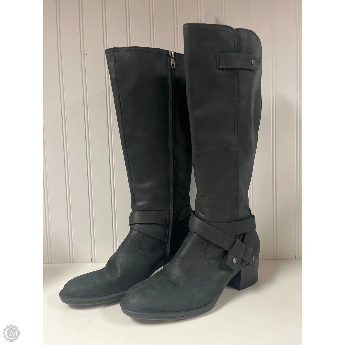 Boots Designer By Ugg In Grey, Size: 9