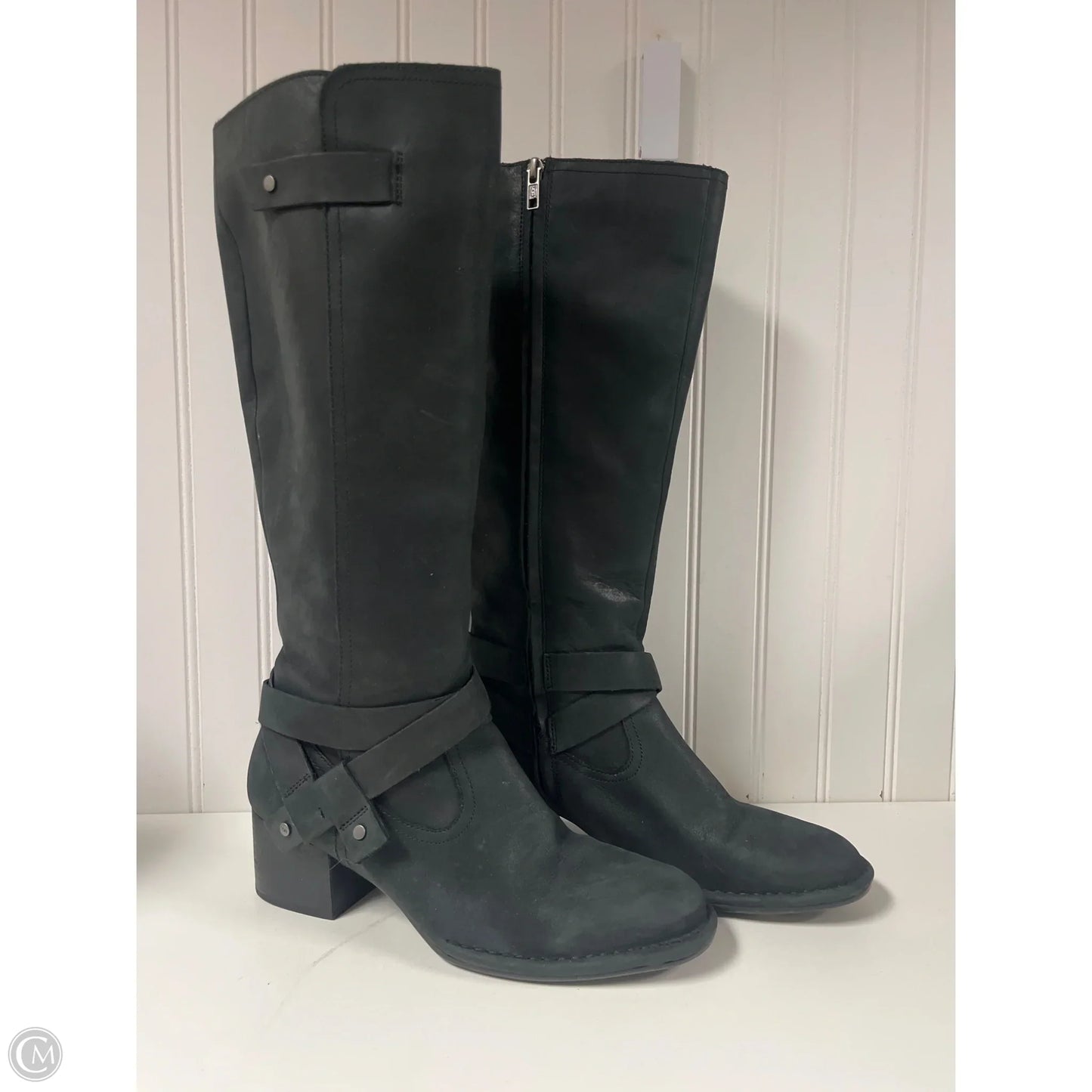 Boots Designer By Ugg In Grey, Size: 9