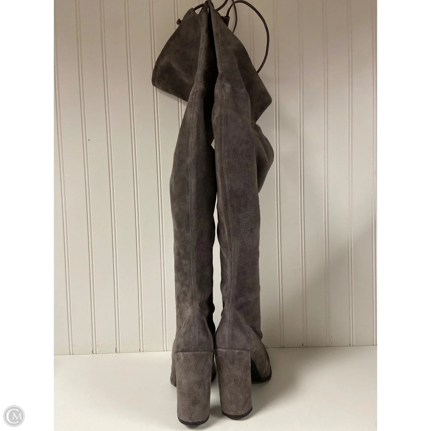 Boots Designer By Stuart Weitzman In Grey, Size: 8