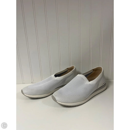 Shoes Athletic By Naturalizer In White, Size: 8