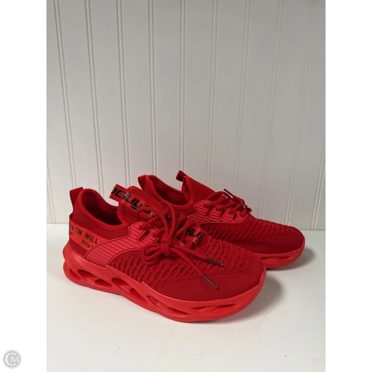 Shoes Athletic By Clothes Mentor In Red, Size: 8.5