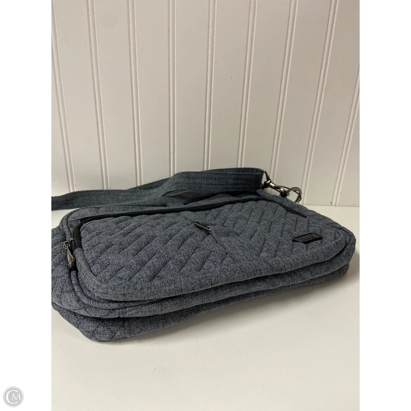 Handbag By Lug, Size: Medium