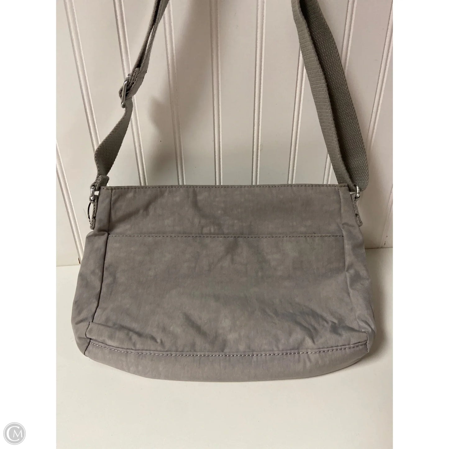 Handbag By Kipling, Size: Medium