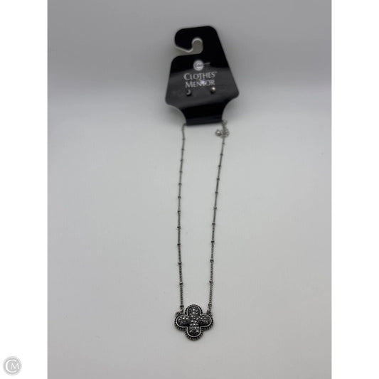 Necklace Pendant By Clothes Mentor, Size: 1