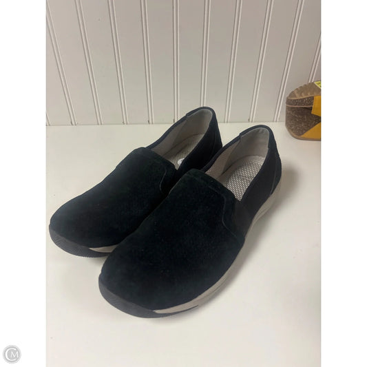 Shoes Flats By Dansko In Black, Size: 9.5