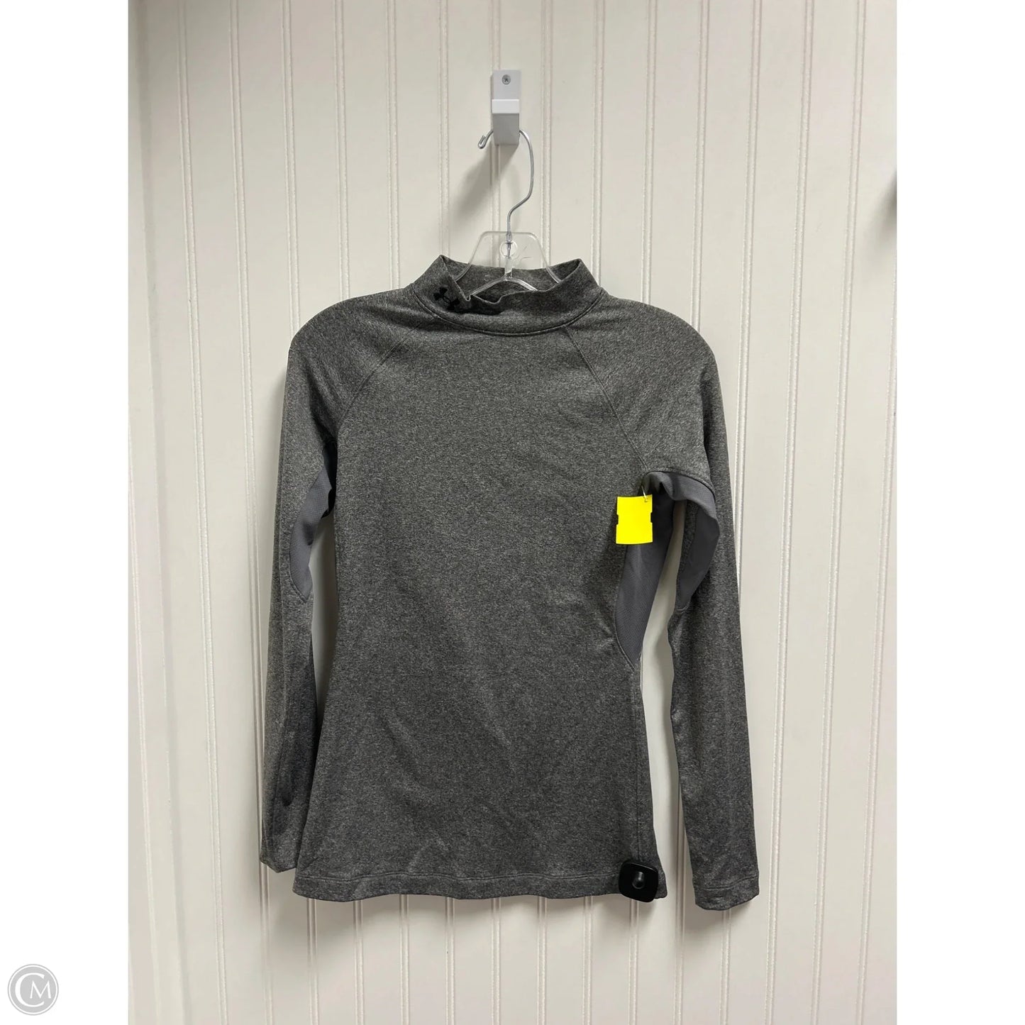 Athletic Top Long Sleeve Crewneck By Under Armour In Grey, Size: Xs