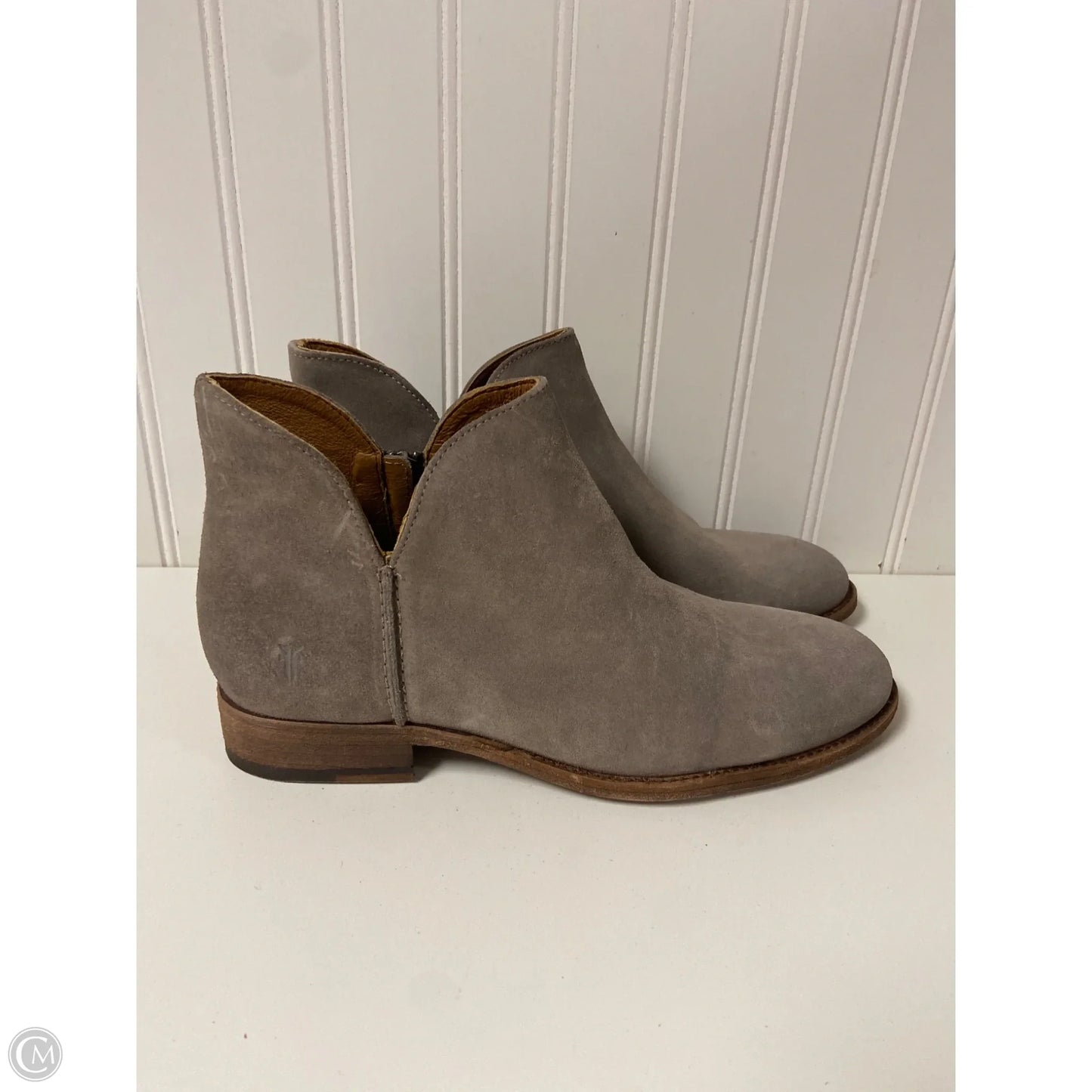 Boots Designer By Frye In Grey, Size: 8.5