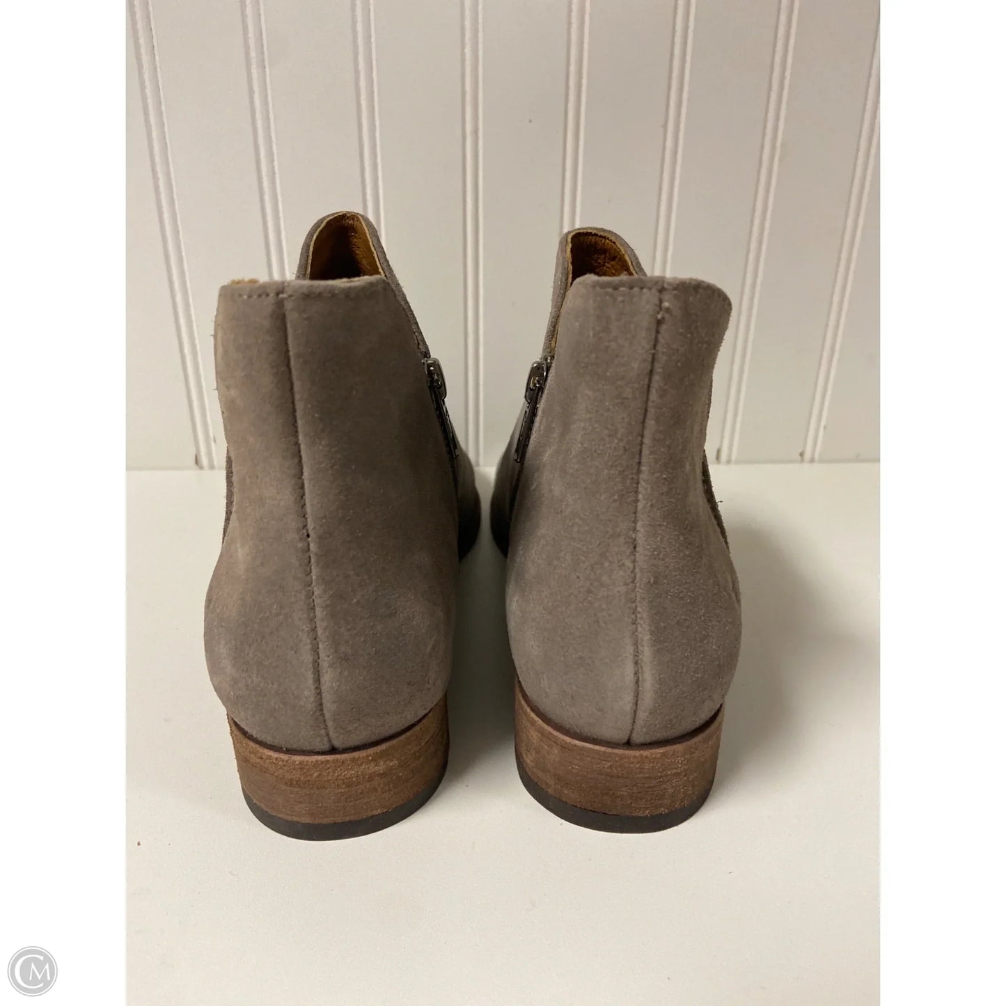 Boots Designer By Frye In Grey, Size: 8.5